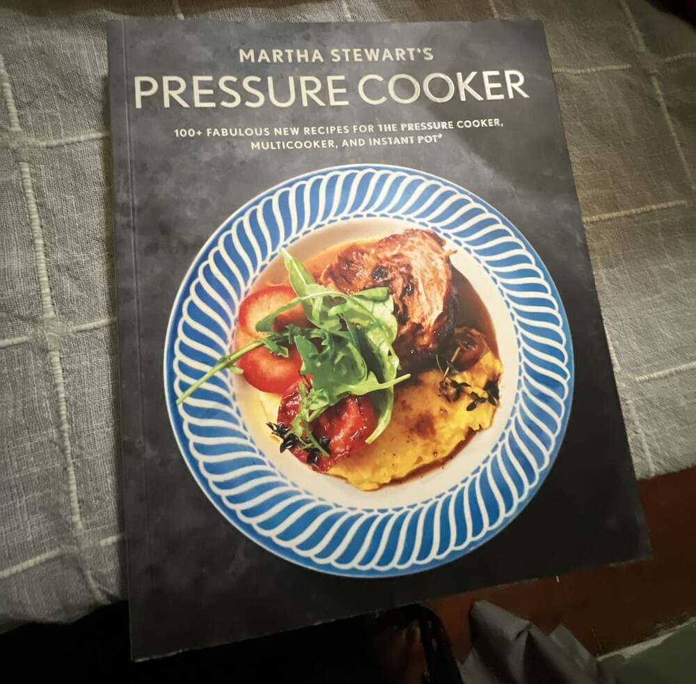 Martha Stewart's Pressure Cooker: 100+ Recipes for Fast Flavor Cookbook
